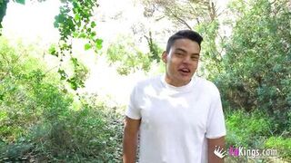 Korin has an OUTDOORS BLIND DATE and enjoys each minute of it