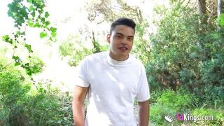 Korin has an OUTDOORS BLIND DATE and enjoys each minute of it - 5 image