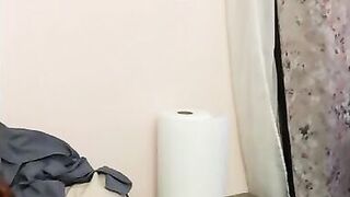 Hotwife Steffi mardi gras muff dance