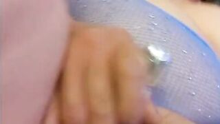 Hotwife Steffi mardi gras muff dance