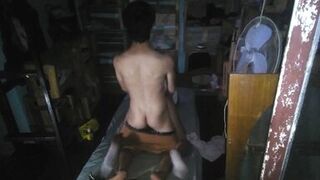 Le subo el vestido le corro la tanga y me la culeo entre los cajones de ropa - 11 image