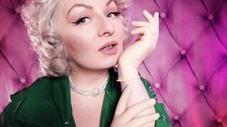 ASMR: latex medical gloves and green PVC coat - hawt pin up mother I'd like to fuck Glaminatrix Arya Grander - free vid