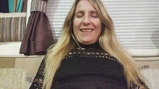 Beenie Blows a Petite Cock