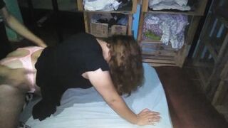 This Chab sucks me off and I fuck a wench in four with a pink strap