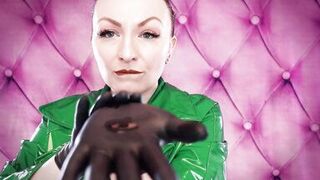 ASMR clip: nitrile gloves and oil - fetish Glaminatrix Arya Grander - great relax hawt sounding POV