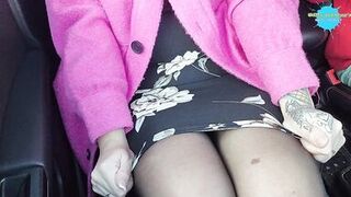 Wife plays with Her slit during the time that on a drive - 4 image