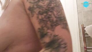 Hawt mother i'd like to fuck rips her hawt body out of suit