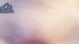 Over 8 minutes of me pumping myself with my toy. Keep watching to hear me acquire loud.