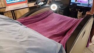 Thot in Texas - Floppy Melons & Legs Widen Apart