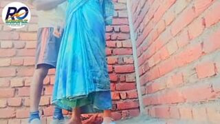 Hindi audio aawaj me mom ko finger karhe hua dekha liya