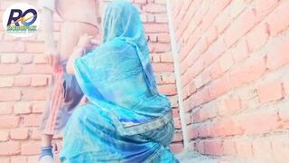 Hindi audio aawaj me mom ko finger karhe hua dekha liya