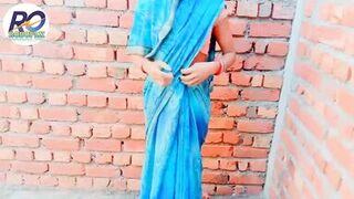 Hindi audio aawaj me mom ko finger karhe hua dekha liya