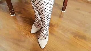 Domination by Your mistress - Lady Mia Lipa. Lick my feet, slave. Kiss my ass. Enjoy my pussy. My gift for you is 26 minutes of domination. Happy New Year! - 5 image