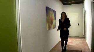 Sexy Bitches Show - Episode 3