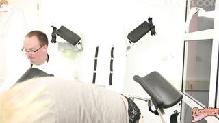 Extremsquirt beim Frauenarzt