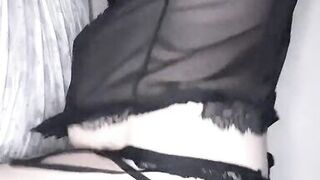 Chubby lonely milf masturabtes secretly - 3 image