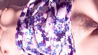 ASIAN MILF LOVES SPREADING HER WET BUTTERFLY PUSSY AND DOGGY FUCK IN THE SUN