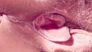 ASIAN MILF LOVES SPREADING HER WET BUTTERFLY PUSSY AND DOGGY FUCK IN THE SUN