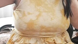 hello, thanks for watching my videos, I am a mom who likes role-playing, I give JOI or instructions to give you pleasure