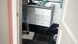 The stepson of the maid makes a great cumshot on my wife's ass with her jeans on