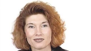 deutsche Milf Fleischfotze verwoehnt sich mit dildo