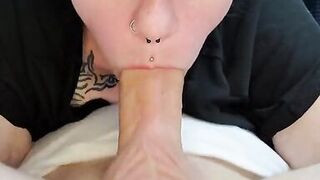 Hot MILF Wife gets Huge 69 Oral Creampie