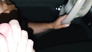 STRONZO LASCIAMI GUIDARE - poi non resiste e mi fa una sega (DIALOGHI IN ITALIANO)