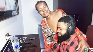 OMG! What a Huge Cock! Ladygold Africa Fuck Krissyjoh's Big Dick While Editing Nigerian Porn Video