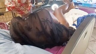 Solo Sexy Ebony Milf