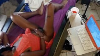 Worship Solo Ebony Milf